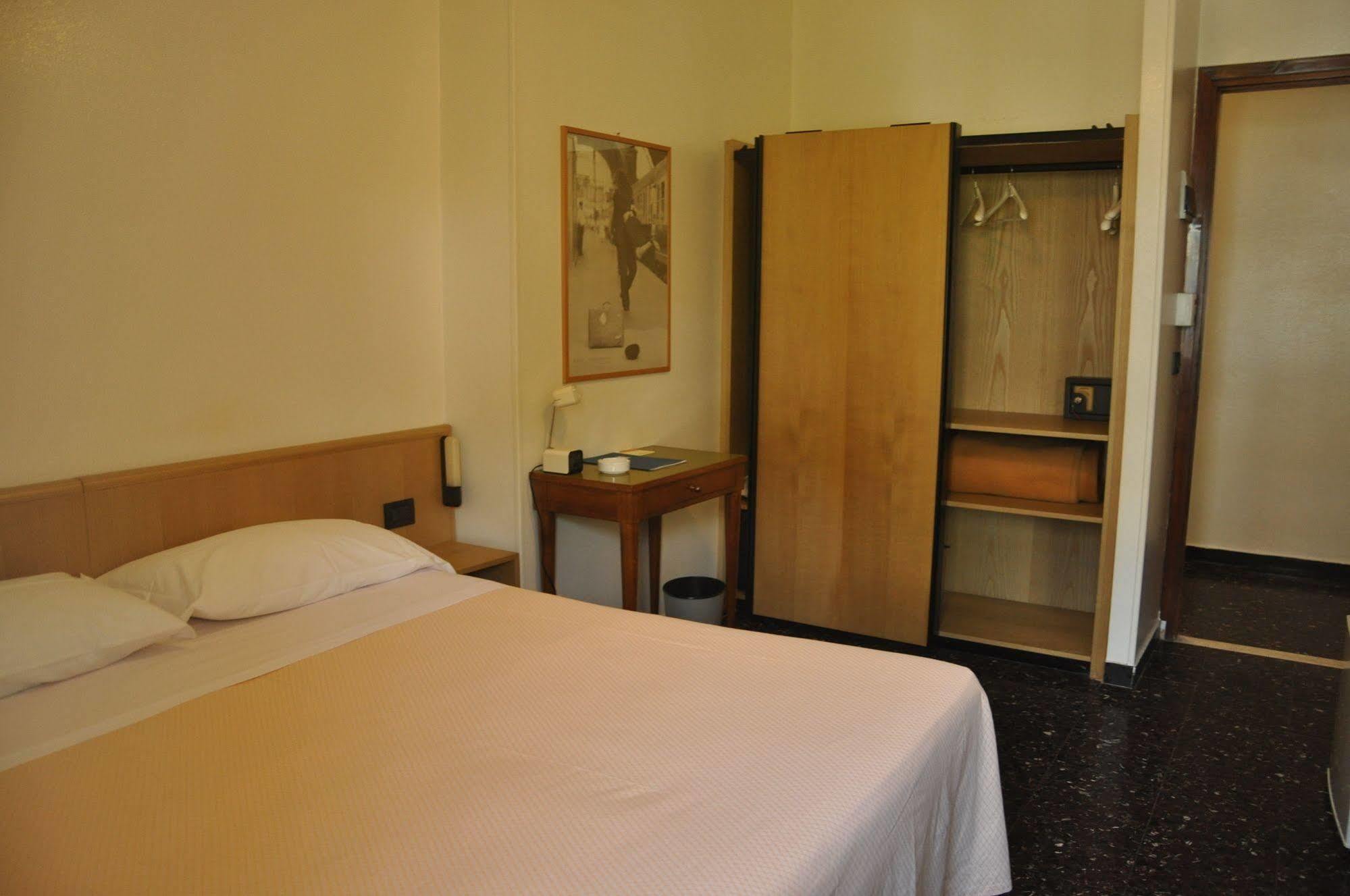 Hotel Firenze Ospedaletti Luaran gambar